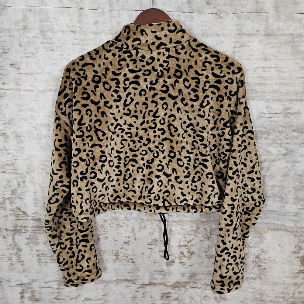 HYFVE Buckle Leopard Print Fleece Pullover and Pant Set M L Jogger Soft Cozy - Picture 3 of 9